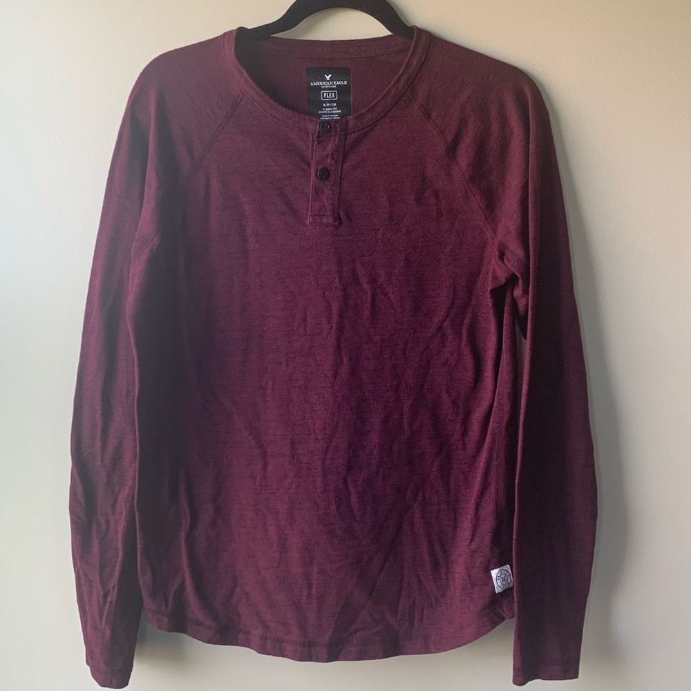 American Eagle long sleeve shirt